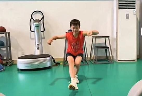 班长哭了能不能再抠